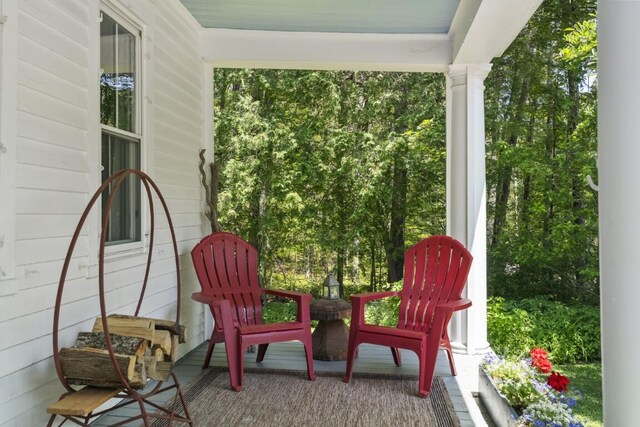 416 River Rd, Edgecomb, ME 04556 - view of covered porch