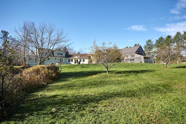 259 Mountain St, Camden, ME 04843 - view of green lawn
