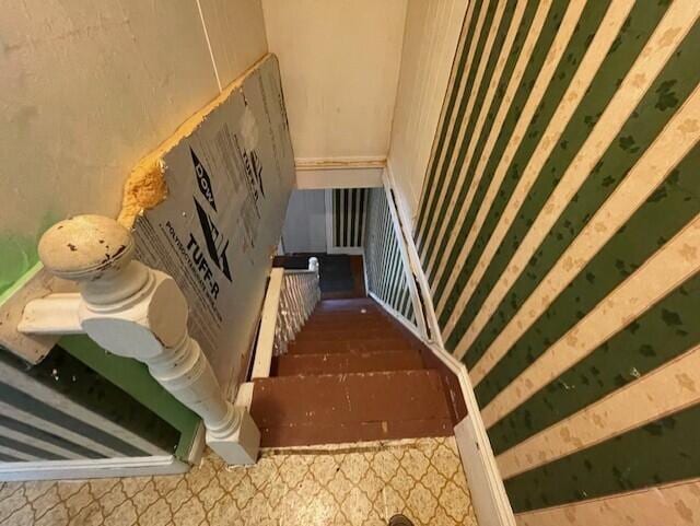 1069 Rte 193, Deblois, ME 04622 - view of stairway