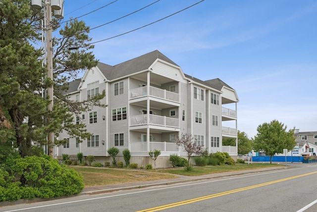 170 E Grand Ave Unit 8, Old Orchard Beach, ME 04064 - view of building exterior