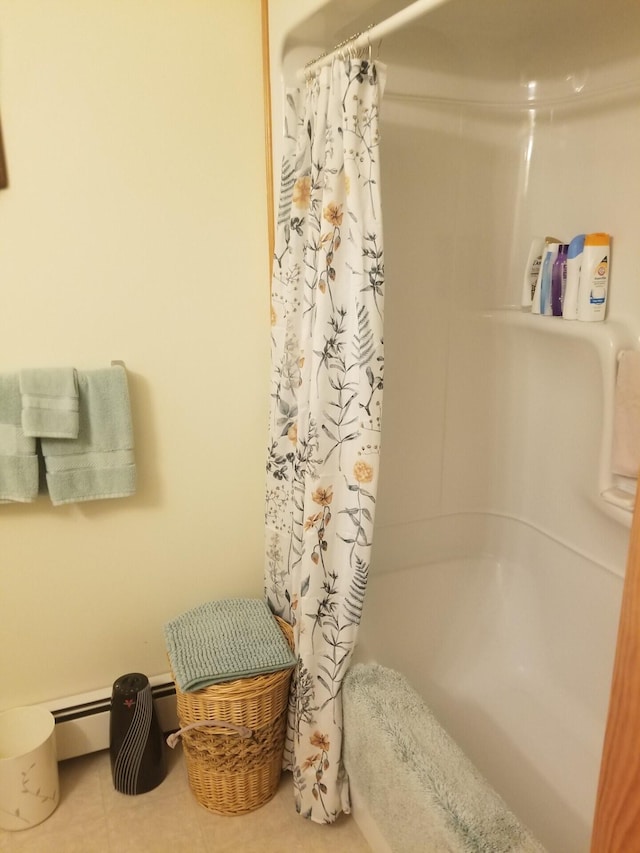 14 Reach Rd, Presque Isle, ME 04769 - bathroom with shower / tub combo with curtain