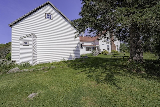 878 State Route 32, Bristol, ME 04564 - view of side of property with a yard
