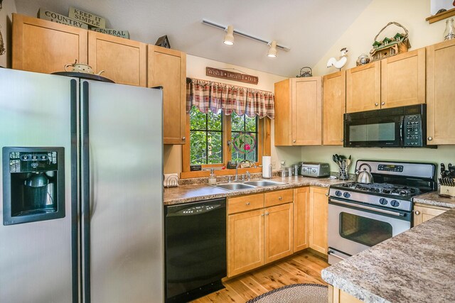 271 W Shore Rd, Waterboro, ME 04030 - photo 24