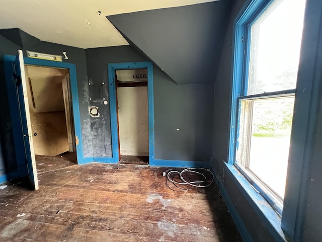 363 Lisbon St, Lisbon, ME 04250 - additional living space with lofted ceiling