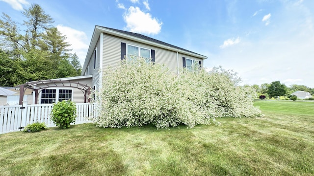 8 Clark Cir, Hampden, ME 04444 - view of side of home