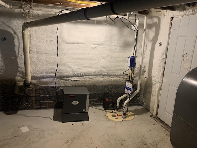 9 Coolidge St, Livermore, ME 04253 - view of unfinished below grade area