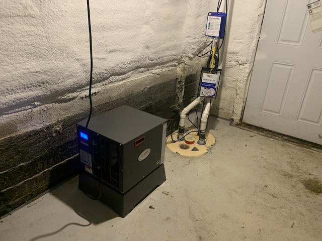 9 Coolidge St, Livermore, ME 04253 - utilities featuring drainage system