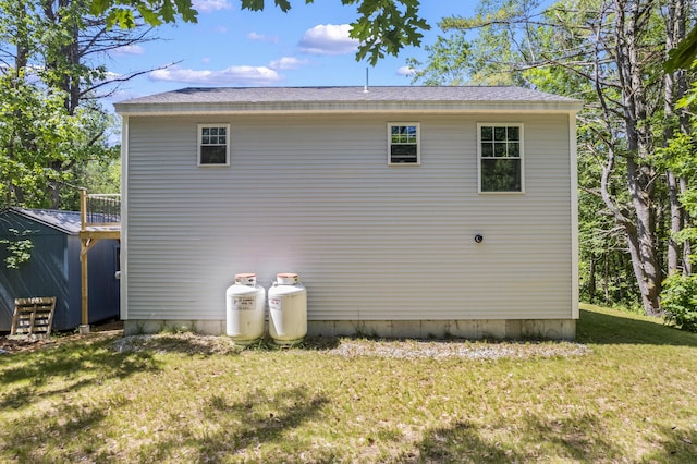 152 Quarry Rd, Limerick, ME 04048 - view of side of home featuring a yard