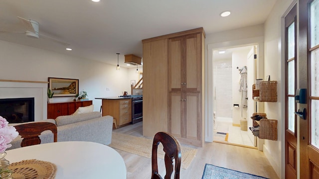 16 Grand St, South Portland, ME 04106 - photo 47