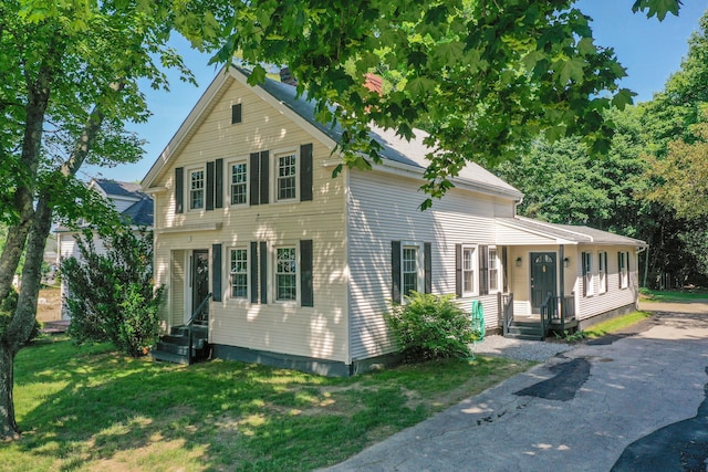 47 Main Rd N, Hampden, ME 04444 - traditional-style home with a front lawn