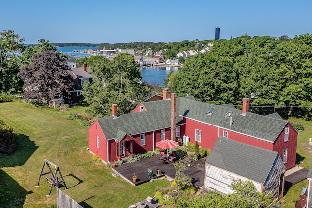 5 Chestnut St, Vinalhaven, ME 04863 - aerial view of property and surrounding area with a nearby body of water