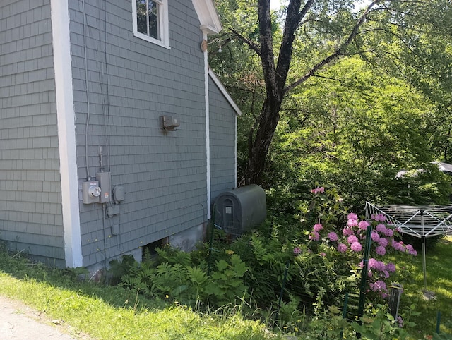 44 Baldwin St, Livermore Falls, ME 04254 - view of property exterior with oil tank