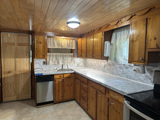78 Wakefield Rd, Hollis, ME 04042 - photo 19