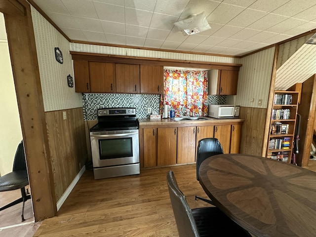 18 Railroad Ave, Milo, ME 04463 - photo 7