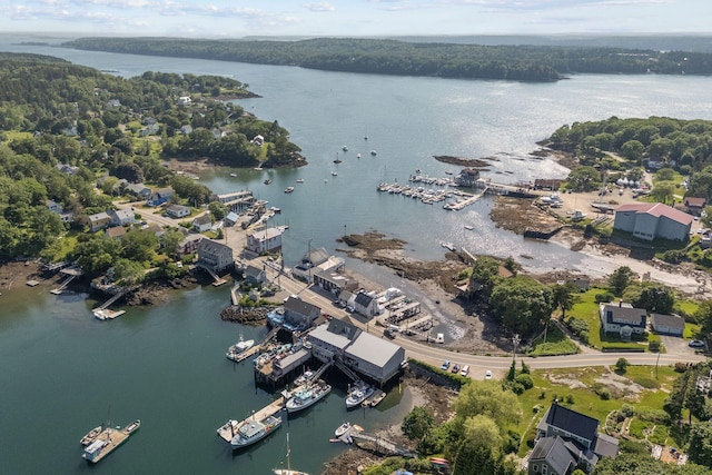 7 Coven Hill Ln, South Bristol, ME 04568 - aerial view of property and surrounding area with a large body of water and numerous boat docks