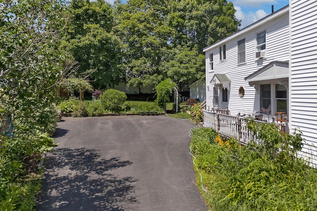 390 Front St, Bath, ME 04530 - view of asphalt driveway