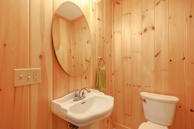 51 Short Point Way, Orland, ME 04472 - bathroom featuring a sink and toilet