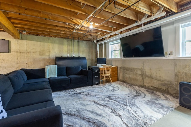 352 River Rd, Eliot, ME 03903 - living area featuring concrete floors