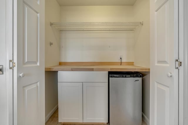 9 Riverside Ave, Saco, ME 04072 - washroom featuring wet bar