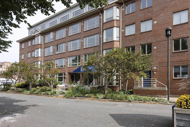 716 Chandlers Warf Unit 716, Portland, ME 04101 - photo 27