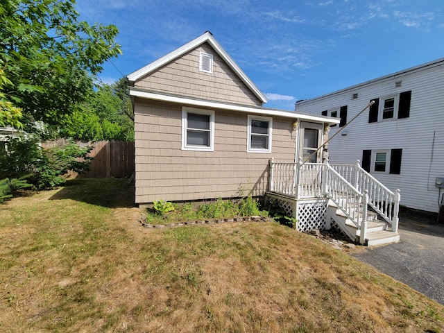 67 Stevens St, Lewiston, ME 04240 - back of house