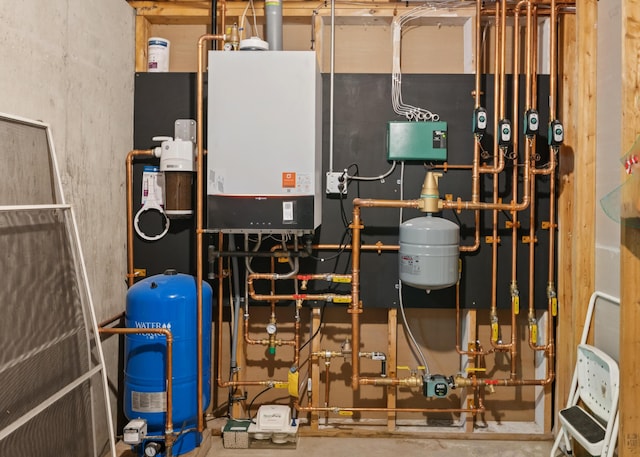 2288 W River Rd, Sidney, ME 04330 - utilities featuring water heater