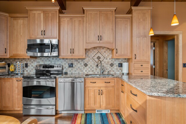 102 Musson Rd, Raymond, ME 04071 - photo 13