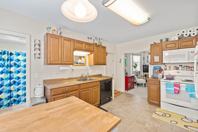 47 Fall Brook St, Portland, ME 04103 - kitchen with white appliances and light countertops