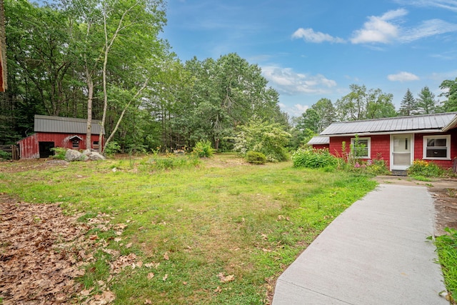 219 Mouse Ln, Alfred, ME 04002 - view of yard with an outbuilding