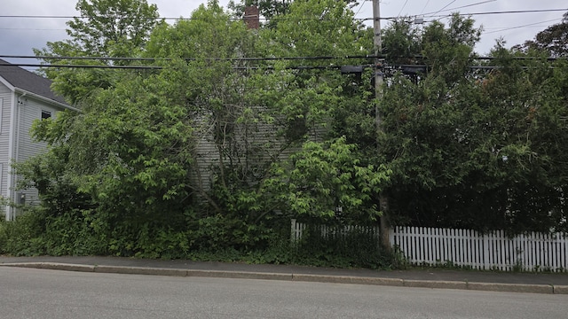 934 High St, Bath, ME 04530 - view of side of home