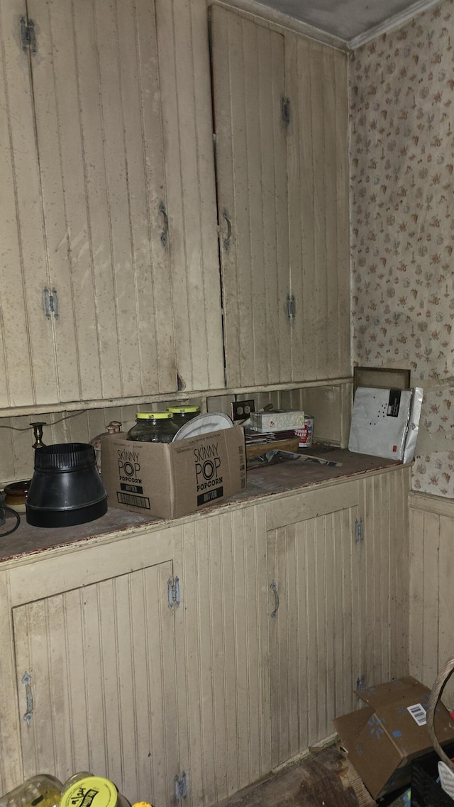 934 High St, Bath, ME 04530 - kitchen featuring wallpapered walls