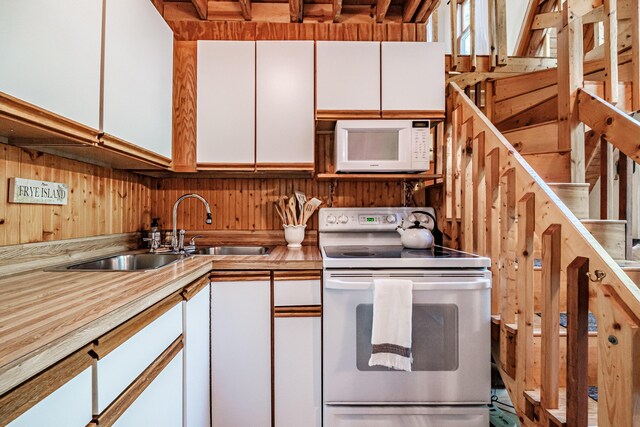 272 Leisure Ln, Frye Island, ME 04071 - photo 12
