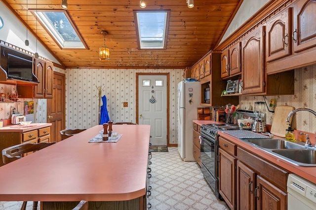 93 Sanford Rd, Wells, ME 04090 - photo 16