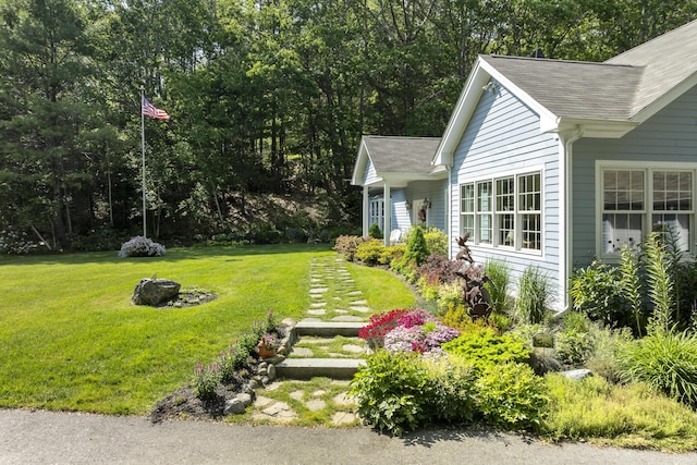 28 Evergreen Dr, Boothbay, ME 04537 - view of green lawn