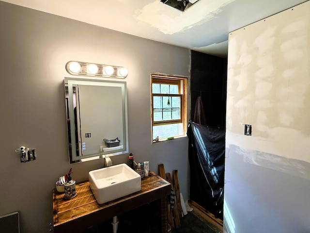 1199 Bunker Hill Rd, Jefferson, ME 04348 - bathroom with vanity