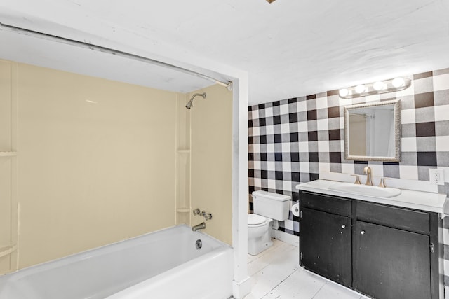 53 Saw Mill Hl, Berwick, ME 03901 - full bath featuring wallpapered walls, vanity, and shower / bath combination