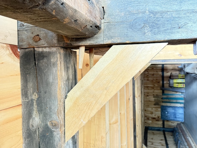 53 Saw Mill Hl, Berwick, ME 03901 - detailed view of wooden walls