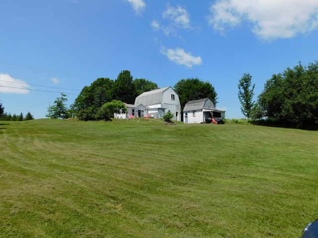 208 Fern Rd, Dexter, ME 04930 - view of grassy yard featuring an outbuilding