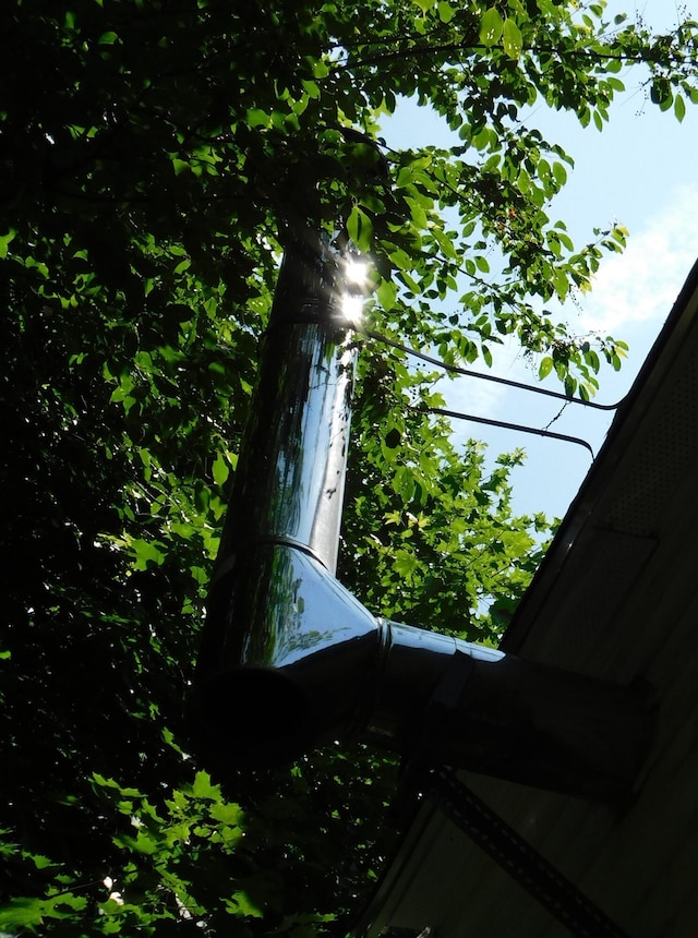 208 Fern Rd, Dexter, ME 04930 - exterior view