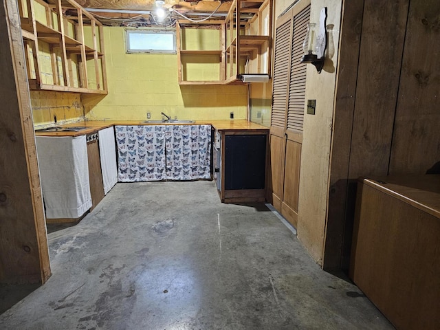 94 Blaisdell Rd, Newport, ME 04953 - below grade area with a sink