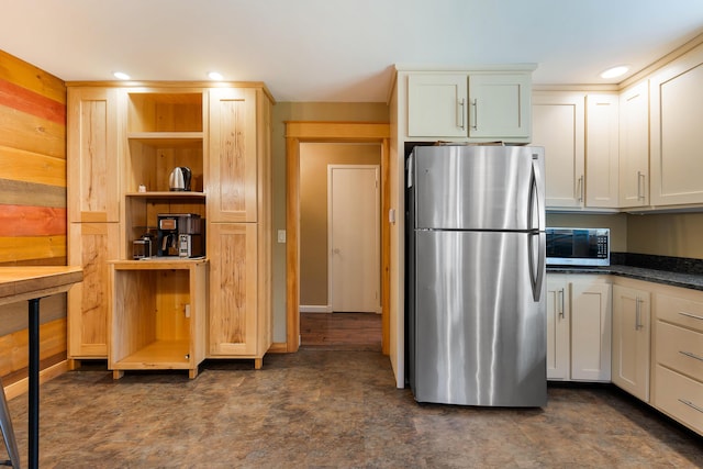 36 Woodlawn Ave, Auburn, ME 04210 - kitchen featuring stainless steel appliances and recessed lighting