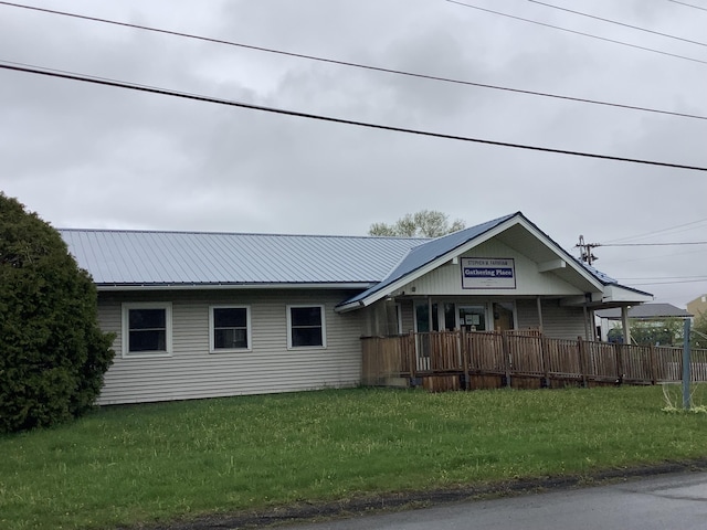 33 Davis St, Presque Isle, ME 04769 - photo 24