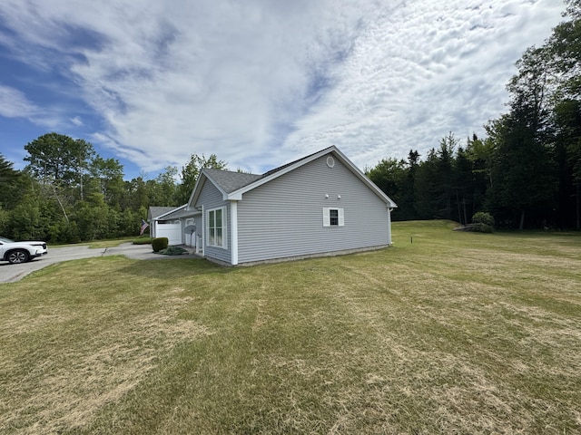 35A Birchbrook Ln Unit 35A, Levant, ME 04456 - view of side of home with a yard