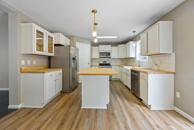 323 Merrill Rd, Levant, ME 04456
