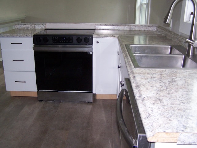 408 E Ave, Lewiston, ME 04240 - photo 16