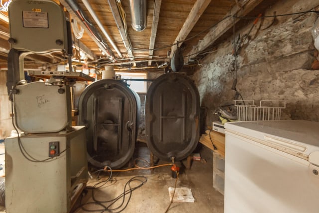 18/20 Beech St, East Millinocket, ME 04430 - utility room featuring heating fuel