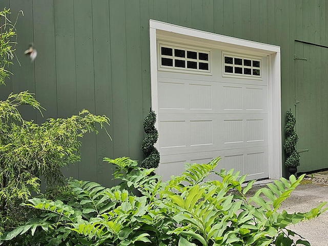 8 Longfellow School Rd, Bristol, ME 04539 - view of garage