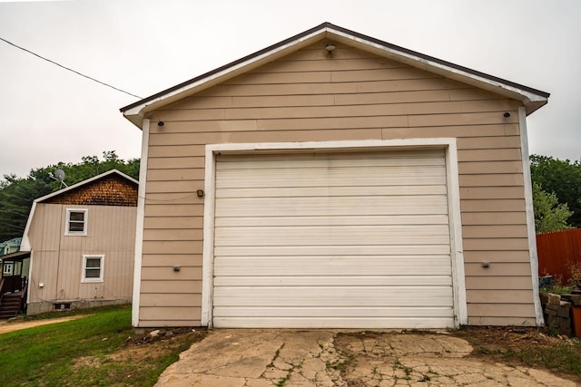 7 Dakin Rd, Turner, ME 04282 - detached garage with concrete driveway