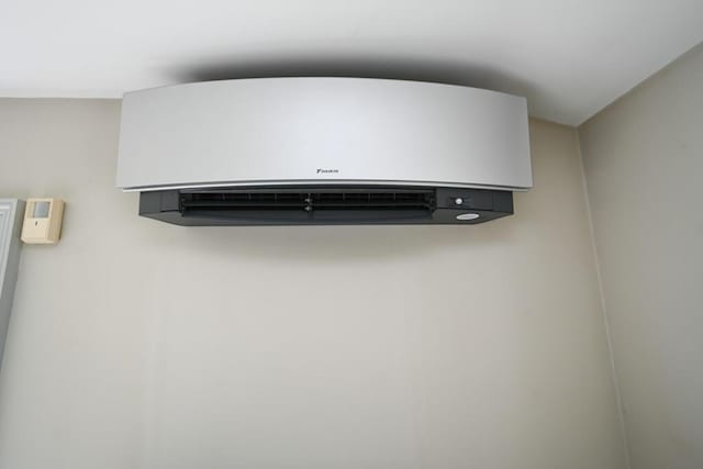 337 Copeland Hill Rd, Holden, ME 04429 - detailed view of a wall mounted AC