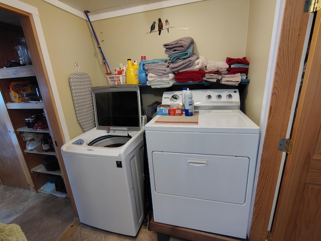 114 E Shore Rd, Benedicta Twp, ME 04733 - washroom with independent washer and dryer